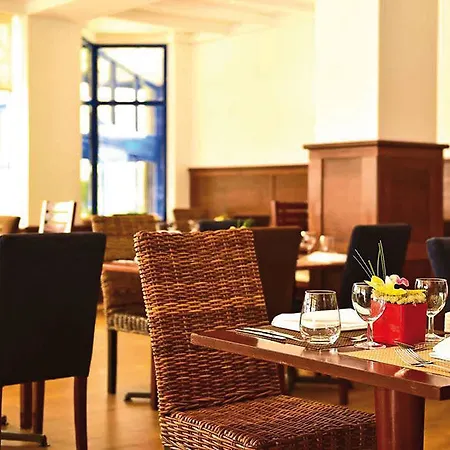 Hotel Pestana Ocean & Conference 4*