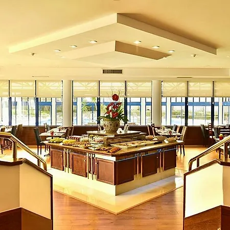 Pestana Ocean & Conference Hotel