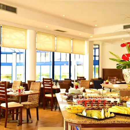 Pestana Ocean & Conference Hotel
