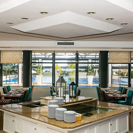 Pestana Ocean & Conference Hotel 4*