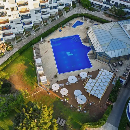 Pestana Ocean & Conference Hotel Віавіа