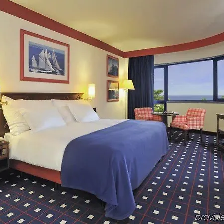 Pestana Ocean & Conference Hotel 4*