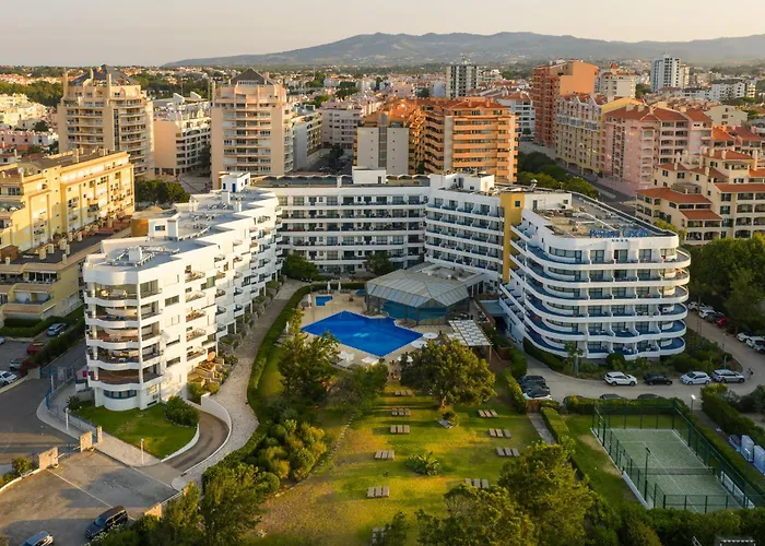 Pestana Ocean & Conference 4*