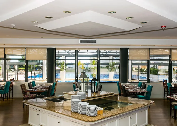 Pestana Ocean & Conference Hotel 4*