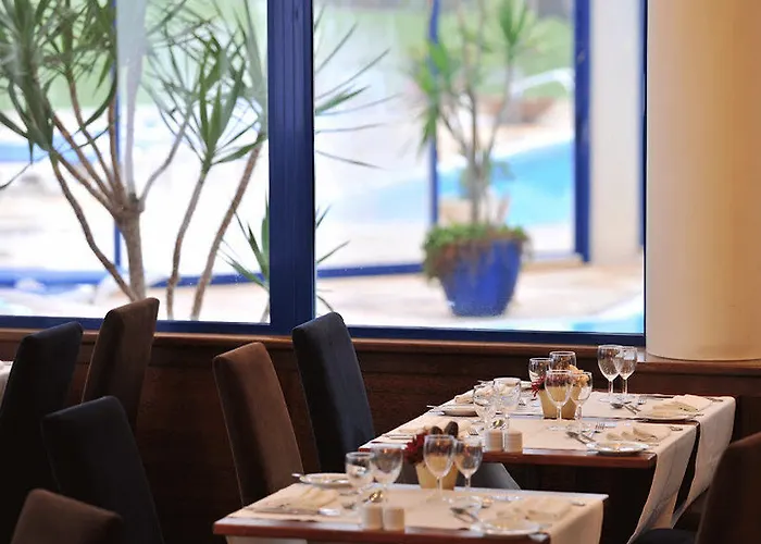 Hotell Pestana Ocean & Conference 4*