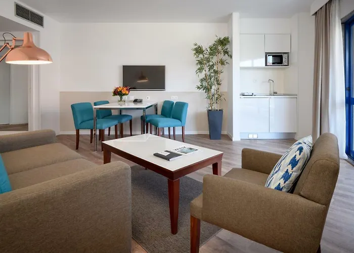 Pestana Ocean & Conference Hotel 4*